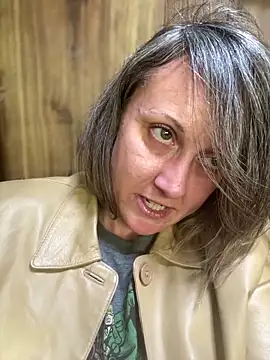 Snapshot of SexyB214 chatting on January 2025 08:40:01 PM SexyB214 online show from January 2025 08:40:01 PM