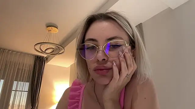 BaayBee   online show from January 2025 03:32:02 PM