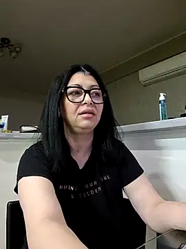 Snapshot of Milf_Abigail chatting on March 2026 03:19:01 AM Milf Abigail online show from March 2026 03:19:01 AM