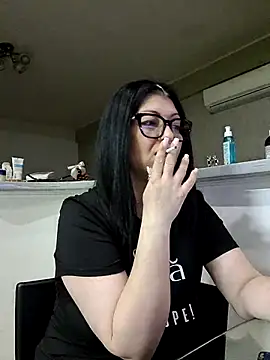 Snapshot of Milf_Abigail chatting on March 2026 01:32:02 AM Milf Abigail online show from March 2026 01:32:02 AM