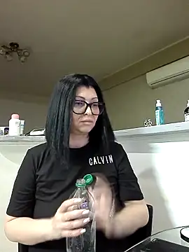 Snapshot of Milf_Abigail chatting on March 2026 03:22:02 AM Milf Abigail online show from March 2026 03:22:02 AM
