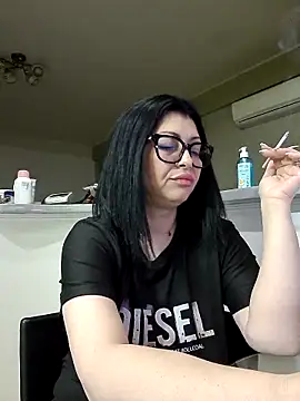 Snapshot of Milf_Abigail chatting on March 2026 01:42:02 AM Milf Abigail online show from March 2026 01:42:02 AM