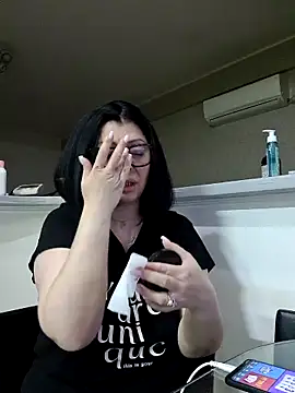 Snapshot of Milf_Abigail chatting on March 2026 02:17:02 AM Milf Abigail online show from March 2026 02:17:02 AM