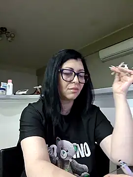 Snapshot of Milf_Abigail chatting on March 2026 03:01:01 AM Milf Abigail online show from March 2026 03:01:01 AM