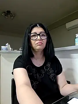 Snapshot of Milf_Abigail chatting on April 2026 02:36:01 AM Milf Abigail online show from April 2026 02:36:01 AM