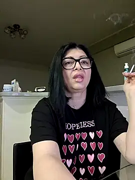 Snapshot of Milf_Abigail chatting on April 2026 02:42:01 AM Milf Abigail online show from April 2026 02:42:01 AM