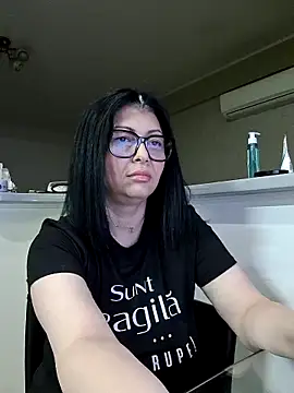 Snapshot of Milf_Abigail chatting on May 2026 02:06:02 AM Milf Abigail online show from May 2026 02:06:02 AM