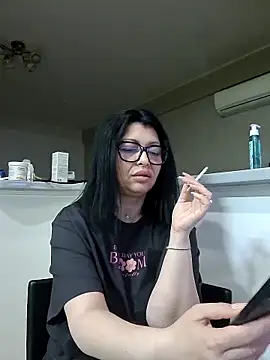 Snapshot of Milf_Abigail chatting on May 2026 02:39:01 AM Milf Abigail online show from May 2026 02:39:01 AM