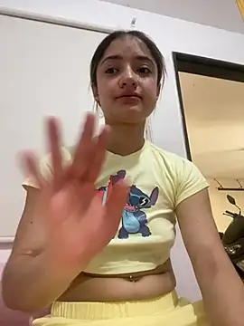 Alicia ALICIA online show from May 2026 03:51:02 PM