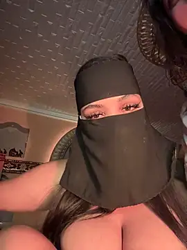 Snapshot of ORLA86 chatting on September 2025 09:29:02 PM ORLA86 online show from September 2025 09:29:02 PM