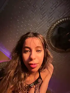 Snapshot of ORLA86 chatting on November 2025 10:15:02 PM ORLA86 online show from November 2025 10:15:02 PM