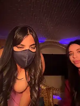 Snapshot of ORLA86 chatting on December 2025 09:57:01 PM ORLA86 online show from December 2025 09:57:01 PM