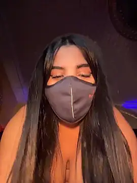 Snapshot of ORLA86 chatting on December 2025 09:53:02 PM ORLA86 online show from December 2025 09:53:02 PM