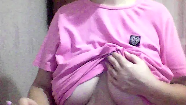 AnaXBerry online show from October 2025 06:38:02 PM