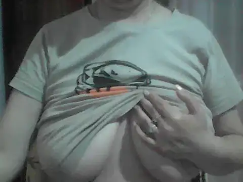 AnaXBerry online show from May 2026 06:47:02 PM