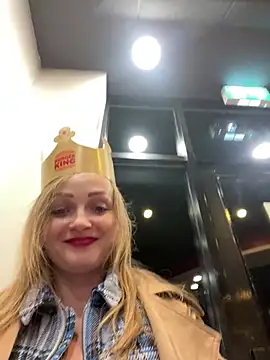 Snapshot of LadyTatiana_Madam chatting on January 2025 09:31:01 PM LadyTatiana Madam online show from January 2025 09:31:01 PM