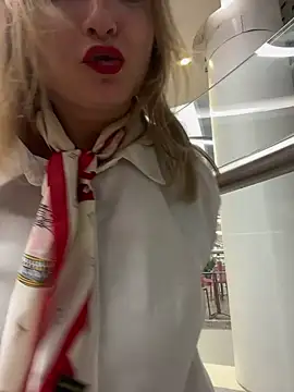 Snapshot of LadyTatiana_Madam chatting on November 2025 05:25:02 PM LadyTatiana Madam online show from November 2025 05:25:02 PM