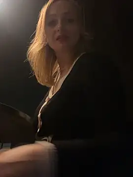 Snapshot of LadyTatiana_Madam chatting on November 2025 07:24:01 PM LadyTatiana Madam online show from November 2025 07:24:01 PM