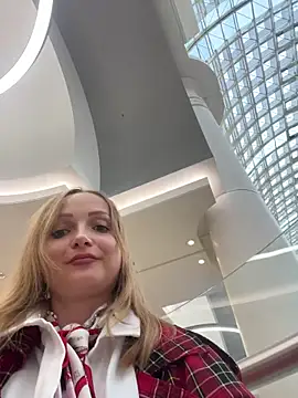 Snapshot of LadyTatiana_Madam chatting on December 2025 03:10:01 PM LadyTatiana Madam online show from December 2025 03:10:01 PM