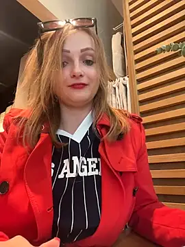 Snapshot of LadyTatiana_Madam chatting on December 2025 02:22:02 PM LadyTatiana Madam online show from December 2025 02:22:02 PM