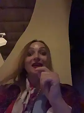 Snapshot of LadyTatiana_Madam chatting on December 2025 04:14:01 PM LadyTatiana Madam online show from December 2025 04:14:01 PM