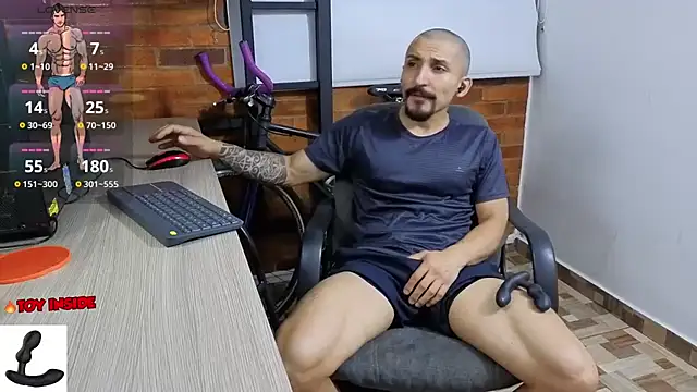 Marck Muscle online show from October 2025 01:31:01 AM