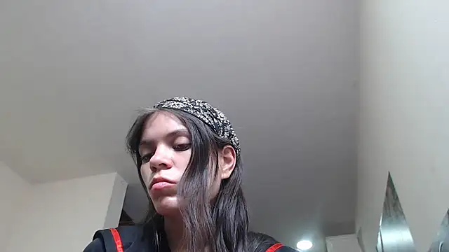 Snapshot of Karla_sweed chatting on September 2025 11:27:01 PM Karla sweed online show from September 2025 11:27:01 PM