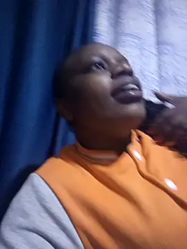 queen arianna online show from November 2025 05:56:02 PM