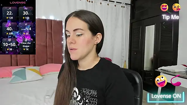 Snapshot of AURORA_FRANKLIN chatting on March 2025 01:04:02 PM AURORA FRANKLIN online show from March 2025 01:04:02 PM