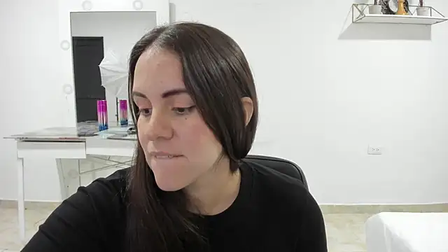 Snapshot of AURORA_FRANKLIN chatting on October 2025 03:46:02 PM AURORA FRANKLIN online show from October 2025 03:46:02 PM