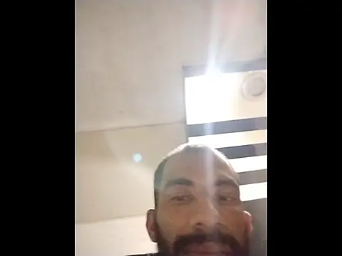 Snapshot of UncutToyBoy23cm chatting on December 2025 09:33:01 PM UncutToyBoy23cm online show from December 2025 09:33:01 PM