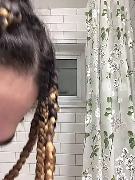 Snapshot of MelSaunders chatting on December 2024 05:11:02 AM MelSaunders online show from December 2024 05:11:02 AM