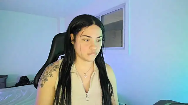 Snapshot of MelSaunders chatting on February 2025 02:29:02 AM MelSaunders online show from February 2025 02:29:02 AM