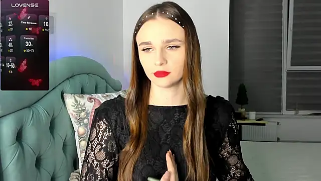 MCfly 11 online show from December 2024 11:34:02 PM