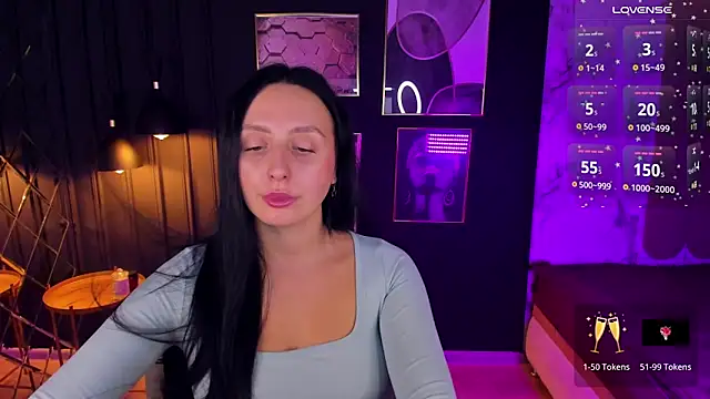 Snapshot of Christy_Calypso chatting on December 2024 07:31:02 PM Christy Calypso online show from December 2024 07:31:02 PM