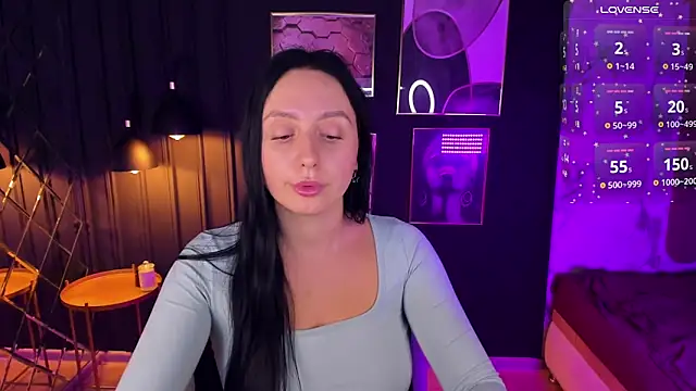 Snapshot of Christy_Calypso chatting on December 2024 10:28:01 PM Christy Calypso online show from December 2024 10:28:01 PM