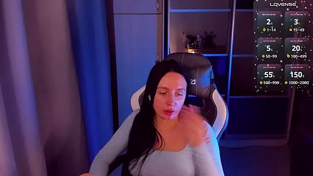 Snapshot of Christy_Calypso chatting on January 2025 04:04:02 AM Christy Calypso online show from January 2025 04:04:02 AM