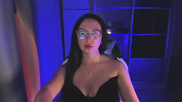 Snapshot of Christy_Calypso chatting on October 2025 03:52:01 PM Christy Calypso online show from October 2025 03:52:01 PM