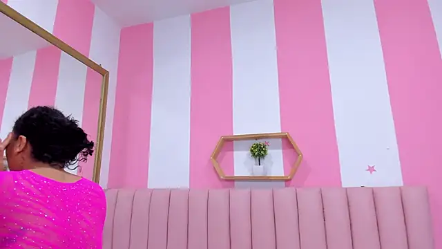 Snapshot of ISABELLA_020 chatting on March 2025 11:05:01 AM ISABELLA 020 online show from March 2025 11:05:01 AM