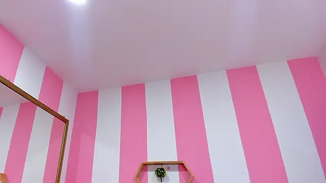 Snapshot of ISABELLA_020 chatting on September 2025 01:11:02 PM ISABELLA 020 online show from September 2025 01:11:02 PM