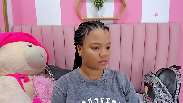 Snapshot of ISABELLA_020 chatting on October 2025 12:06:01 PM ISABELLA 020 online show from October 2025 12:06:01 PM