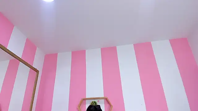 ISABELLA 020 online show from May 2026 11:50:01 AM
