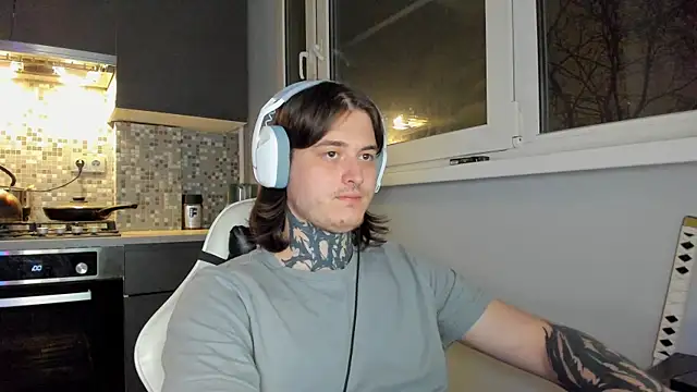 Snapshot of _torfin_ chatting on December 2024 12:19:01 AM torfin online show from December 2024 12:19:01 AM