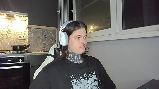 Snapshot of _torfin_ chatting on December 2024 02:32:01 AM torfin online show from December 2024 02:32:01 AM