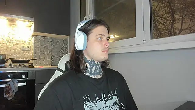 Snapshot of _torfin_ chatting on December 2024 10:39:02 PM torfin online show from December 2024 10:39:02 PM