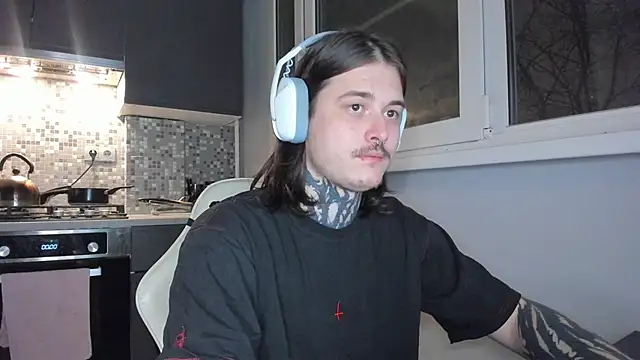 Snapshot of _torfin_ chatting on December 2024 10:06:02 PM torfin online show from December 2024 10:06:02 PM