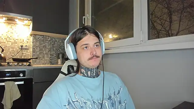 Snapshot of _torfin_ chatting on January 2025 07:21:01 PM torfin online show from January 2025 07:21:01 PM