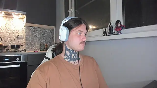 Snapshot of _torfin_ chatting on February 2025 06:51:02 PM torfin online show from February 2025 06:51:02 PM