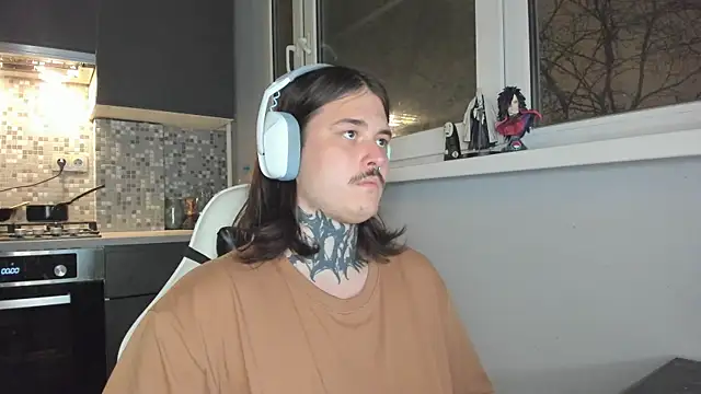 Snapshot of _torfin_ chatting on February 2025 07:06:01 PM torfin online show from February 2025 07:06:01 PM