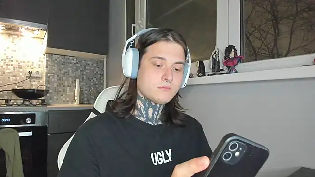 Snapshot of _torfin_ chatting on February 2025 04:19:02 PM torfin online show from February 2025 04:19:02 PM